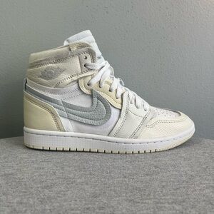 Nike Jordan 1 MM High White Pure Platinum Women's Shoe Size 6.5 FB9891-100​​